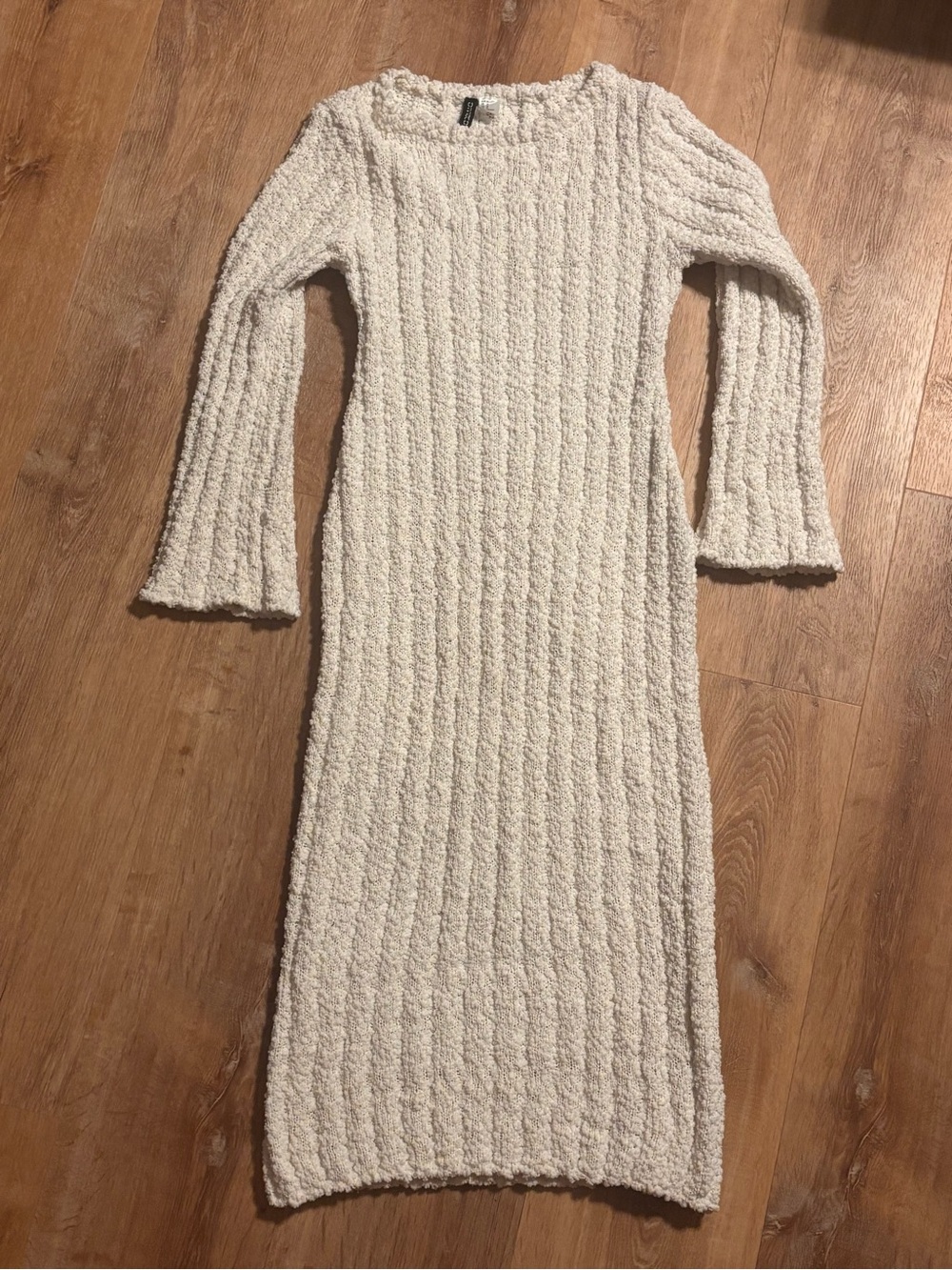 H&M cozy teddy soft knit V-Neck bouclé midi Sweater Dress Cream Belle sleeve M - Picture 4 of 11